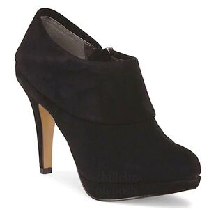 NEW suede Adrienne Vittadini Pasco leather cuff ankle boots 6M